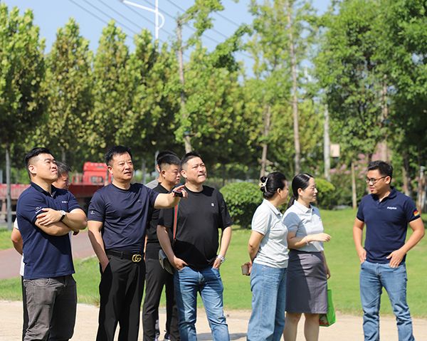 蒂森克虏伯（亚太）公司一行造访腾飞铸钢