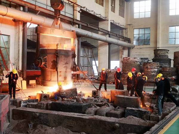 大型铸钢件厂讲解大型铸钢件砂型铸造与其他铸造方法的优劣势