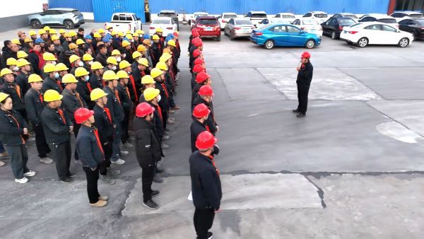 大型铸钢厂内建健身房，提升员工健康！