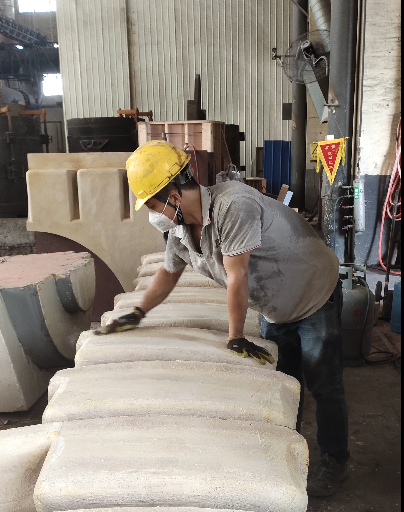 大型铸钢厂-腾飞铸钢铸钢件为啥受客户的欢迎？