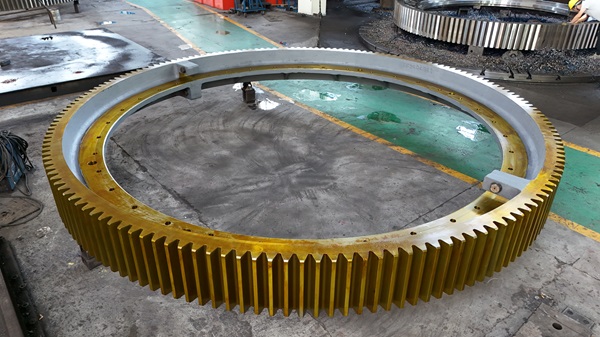 腾飞铸钢百科 | 大型铸钢件-大齿圈在生产中的注意事项有哪些？