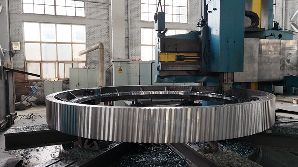 铸钢件为什么要定制？听听铸钢件厂家腾飞铸钢怎么说！