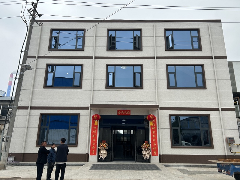 腾飞铸钢3层生活楼